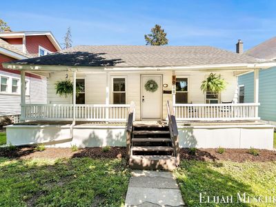 1026 Garfield Ave NW, Grand Rapids, MI, 49504