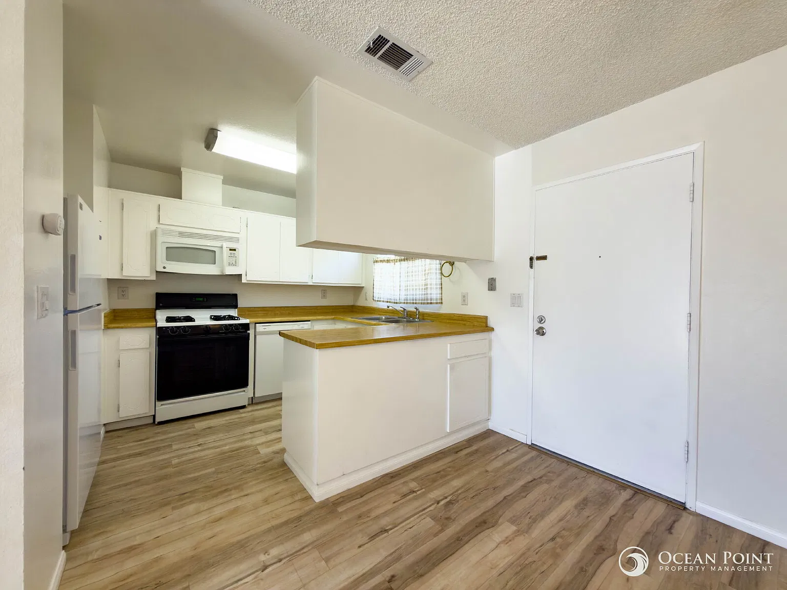 2 bed, 1.0 bath, 960 sqft, $2,500 — Photo 4
