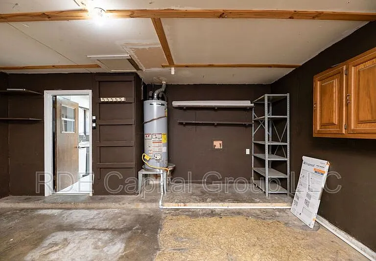 8013 Emerald Hills Way — Photo 23