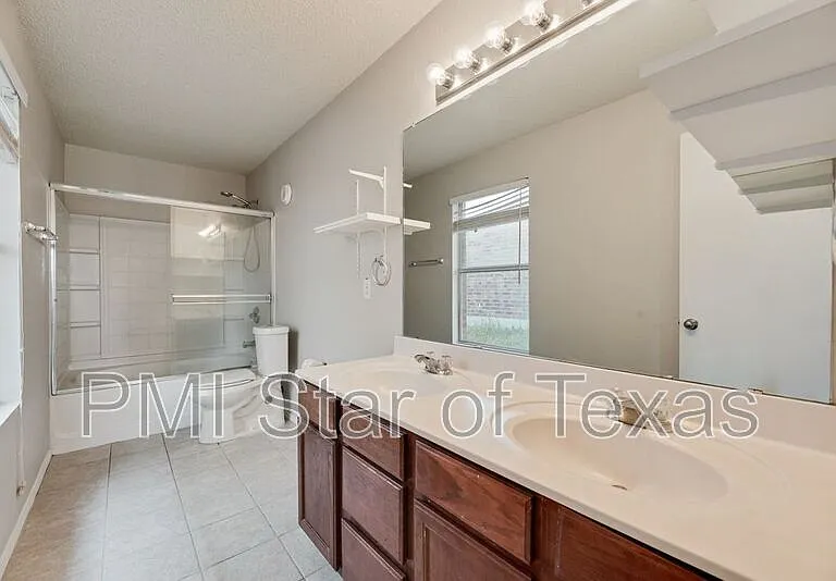 2061 Bliss Rd — Photo 26