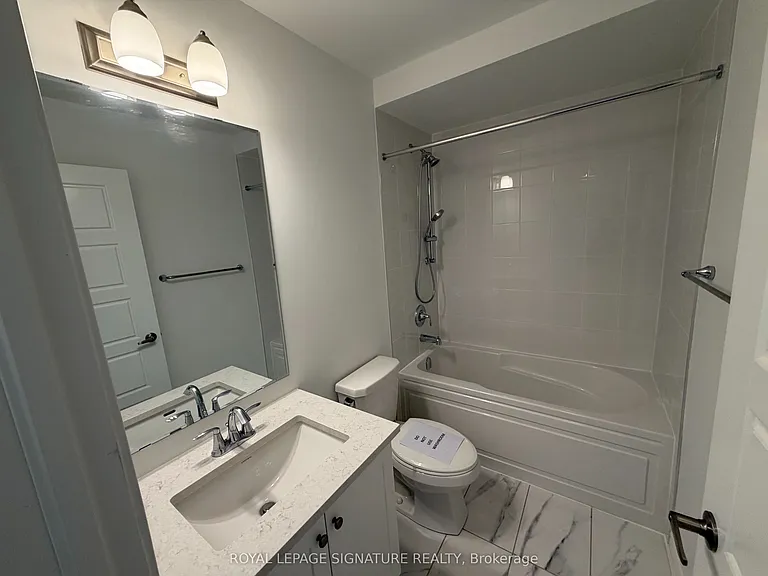 1392 William Halton Pkwy W — Photo 31