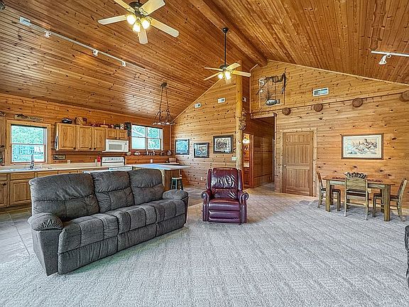 5th image of 3304 Indian Point Dr