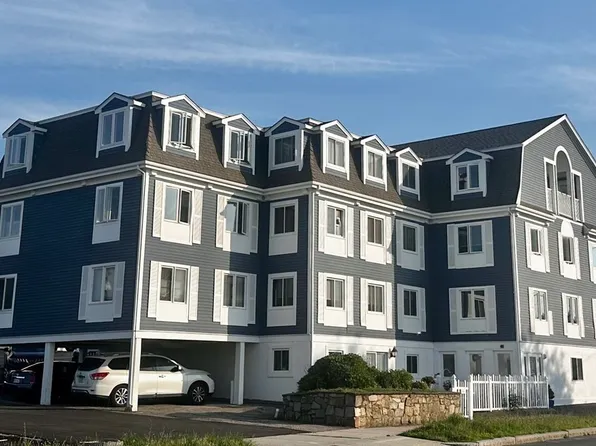 132 Bay St APT 5, Hull, MA 02045