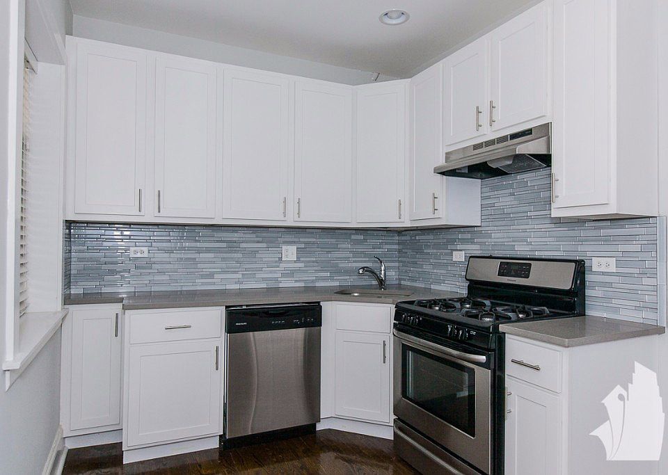 1st image of 5158 N Leavitt St APT 1