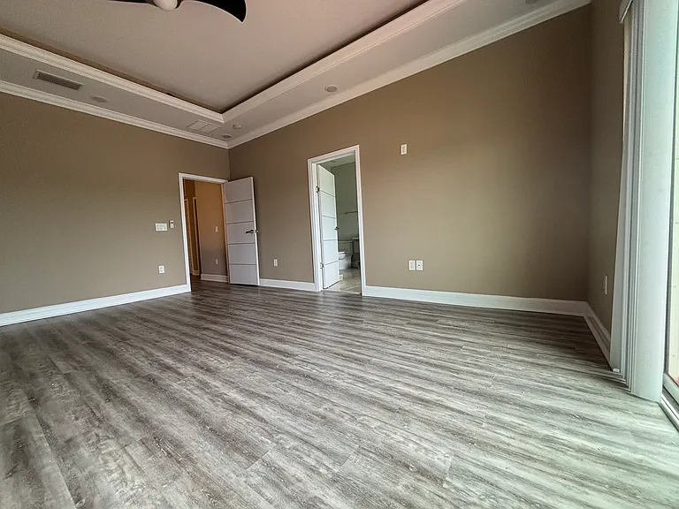 2021 Greenbriar Ter — Photo 11