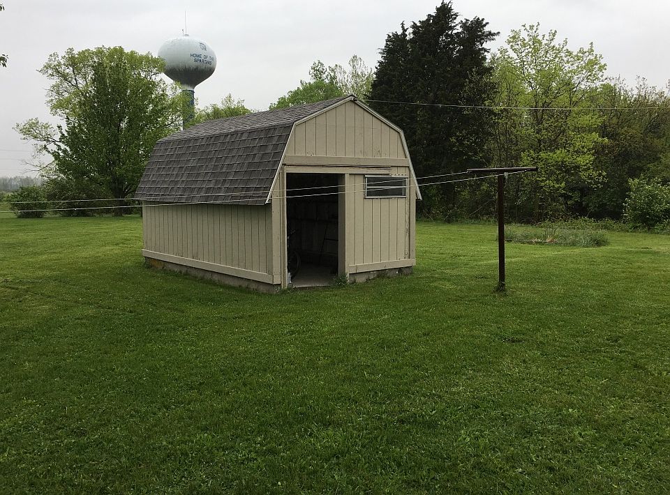 2nd image of 60 Apple Dr
