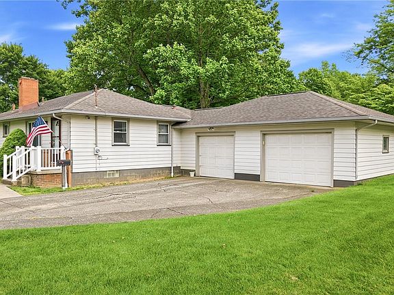 2nd image of 3195 Sunnybrooke Dr