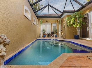 559 103rd Ave N, Naples, FL 34108