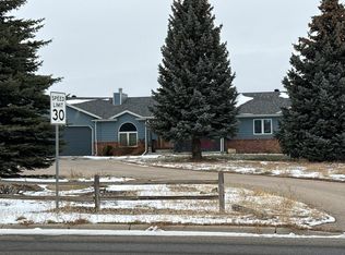 1119 E 9th St, Gillette, WY 82716