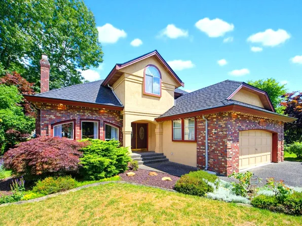 10482 Ashdown Pl, Surrey, BC V4N 1W6