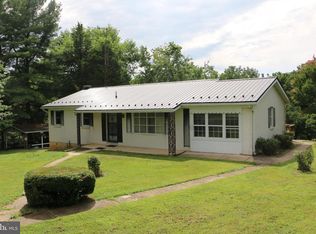 7904 Rustic Ln, Boonsboro, MD 21713