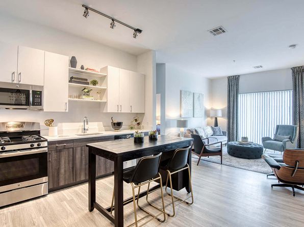 5 Constitution Ct #1R309