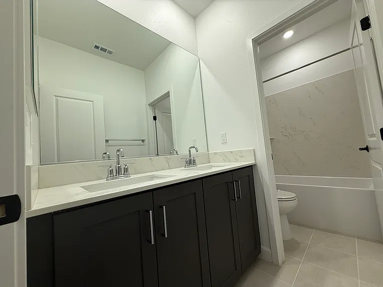 424 Bunsen St — Photo 14