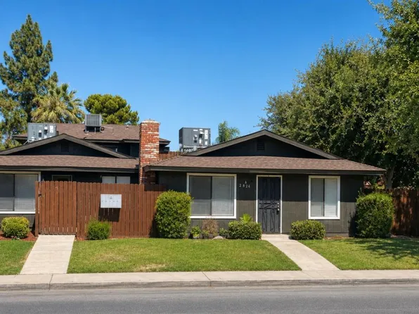 2824 N Half Moon Dr, Bakersfield, CA 93309