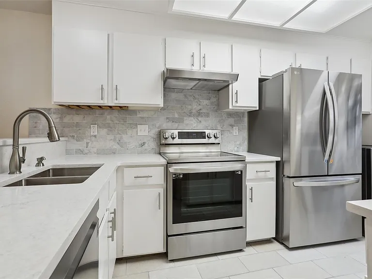 7122 Wood Hollow Dr #45 — Photo 10