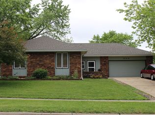 806 NW Applewood St, Ankeny, IA 50023