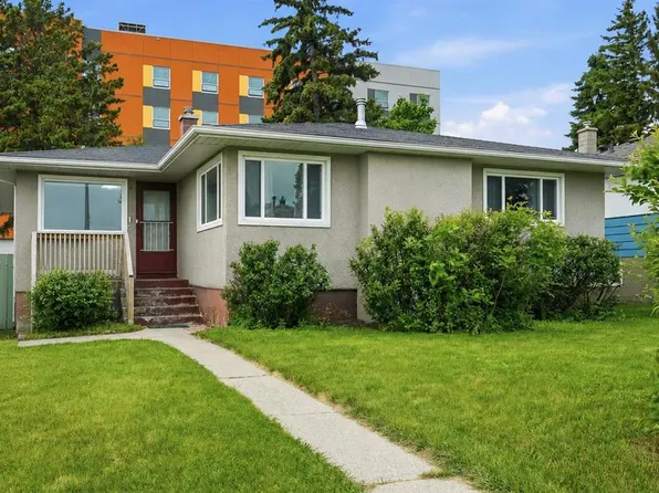 111 N 42nd Ave NE, Calgary, AB T2E 2N5