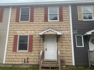 411 Old County Rd APT 6, Hampden, ME 04444