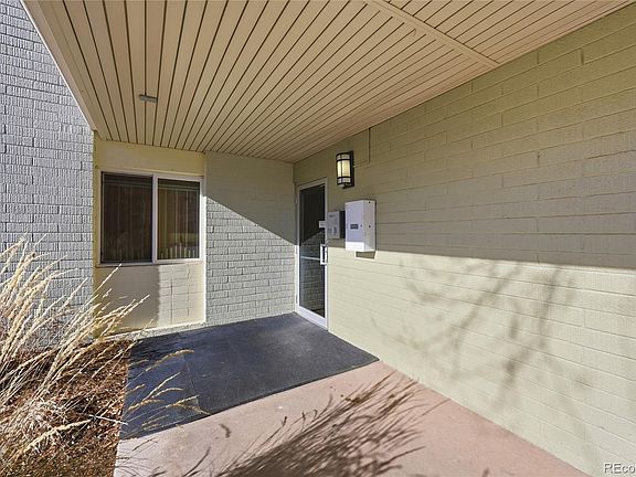 2nd image of 655 S Clinton Street #4B