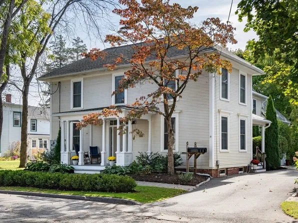 51-51A Phillips Pl #1, Northampton, MA 01060