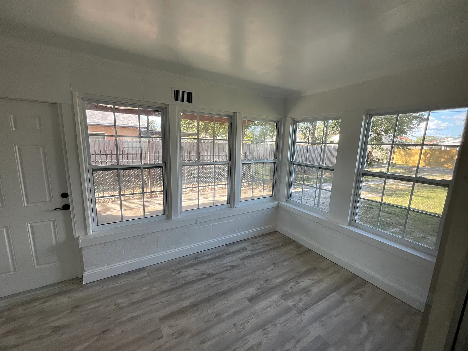 2 bed, 814 sqft, $2,190 — Photo 3