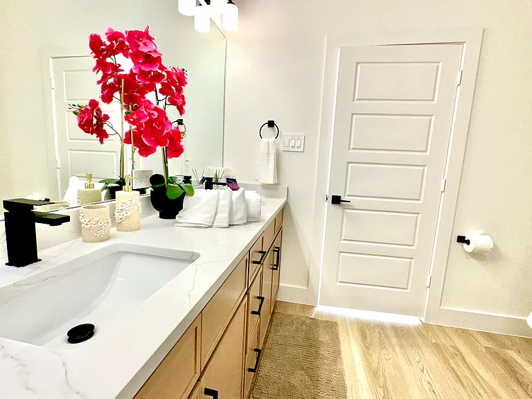 5623 Mesa Cir — Photo 27
