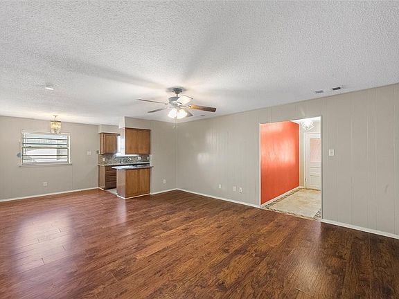 3rd image of 2506 Kingston St