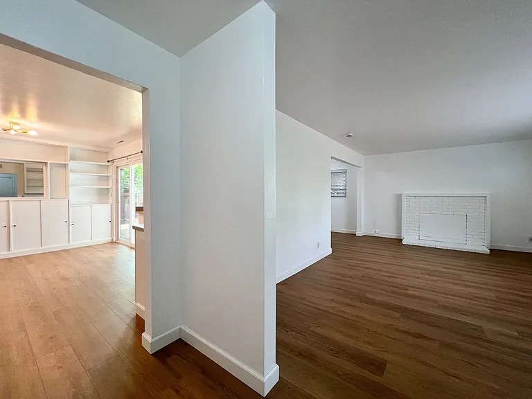 849 Laguna St — Photo 3