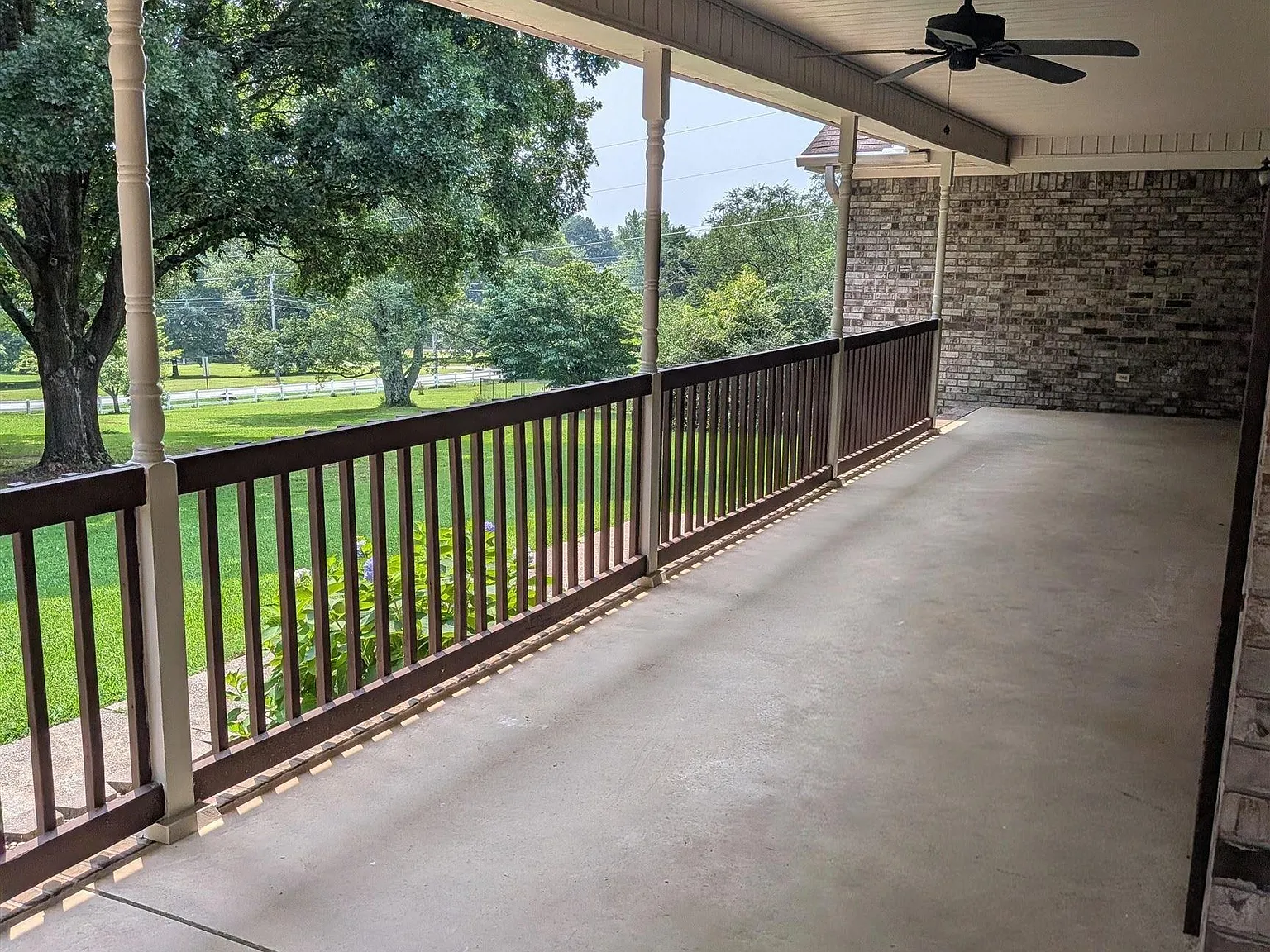 4 bed, 3.0 bath, 2727 sqft, $3,250 — Photo 3