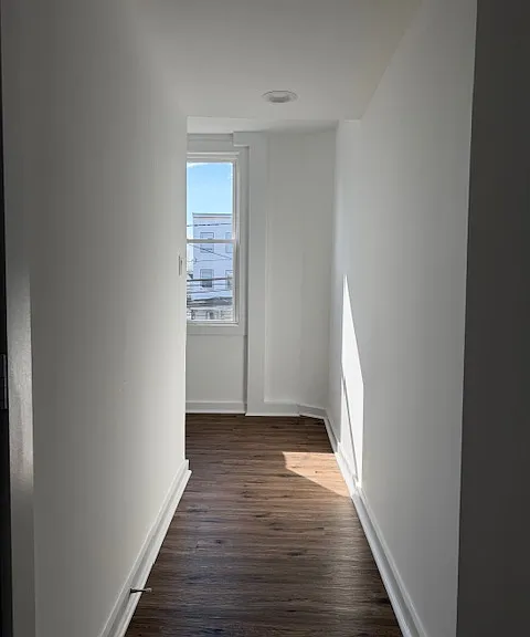 539 Jefferson Ave — Photo 15