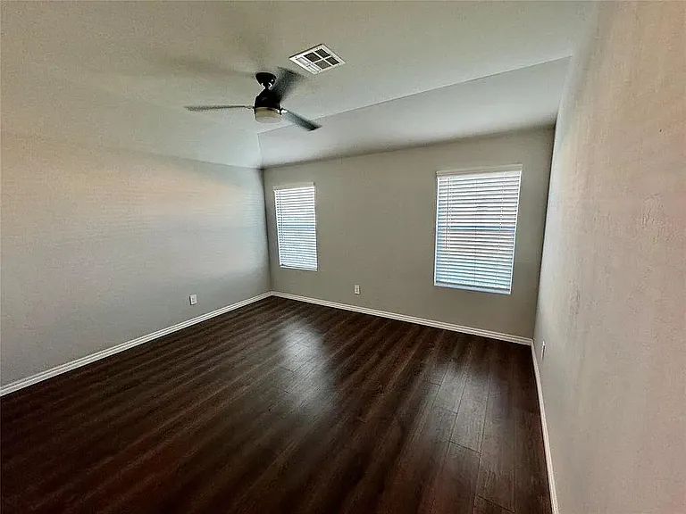 4300 Colt Dr — Photo 10
