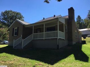 679 Calf Mountain Rd, Waynesboro, VA 22980