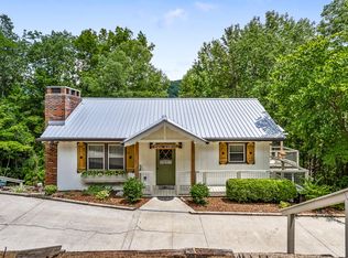 1371 Lakeside Dr, Smithville, TN 37166