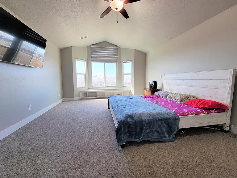 591 W Horizon Dr — Photo 8