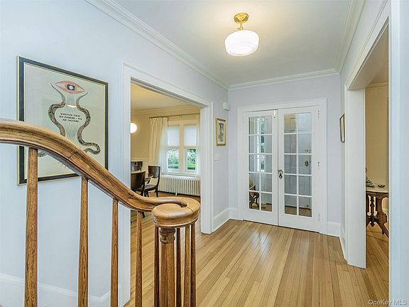 3rd image of 33 Oakland Street