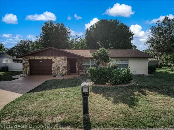 6515 Mat Tee Dr, Sebring, FL 33875