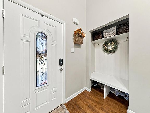 3rd image of 1211 Rainbow Forest Dr