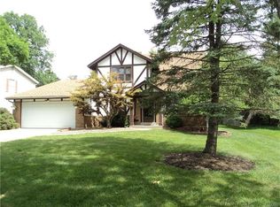 1529 W Field Ave, Ballwin, MO 63011