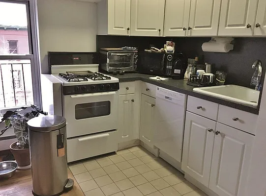 Rented by BLS Realty | media 17