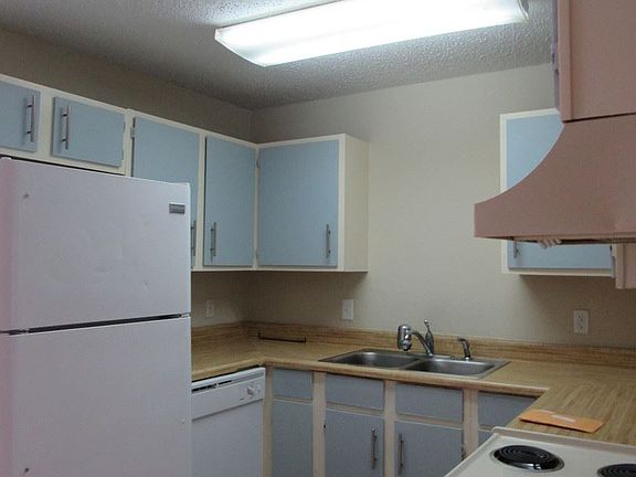 5th image of 7922 NW Crossland Cir