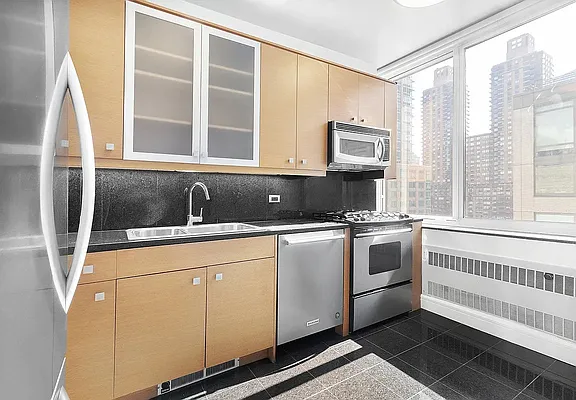 Rented by Brown Harris Stevens | media 4