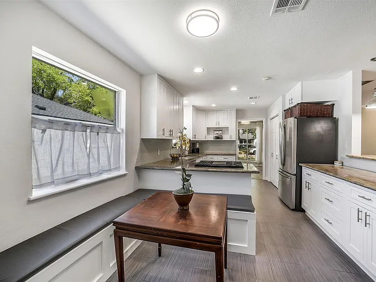 6215 Queensloch Dr — Photo 17