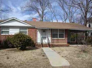 204 Hampton, Marion, SC 29574