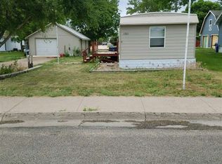 1321 Locust St, Sutherland, NE 69165