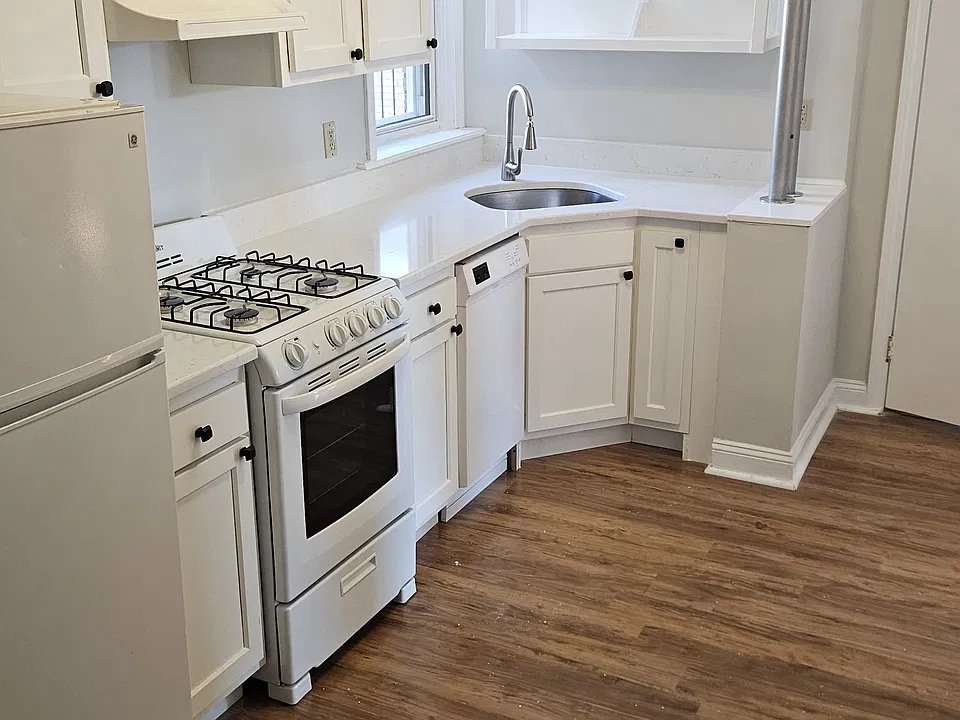 1189 Commonwealth Ave #20