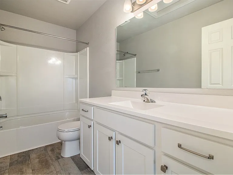 4461 Soya Ave — Photo 10