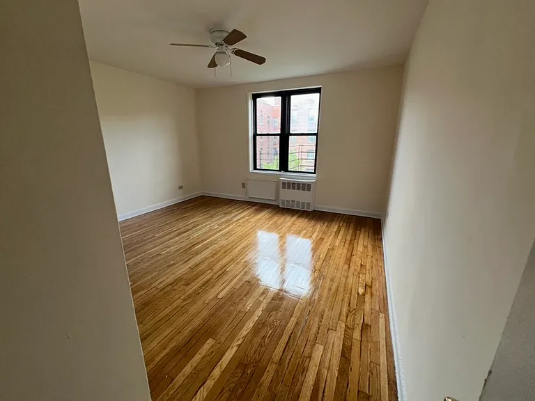 144-15 Roosevelt Ave #525 — Photo 2