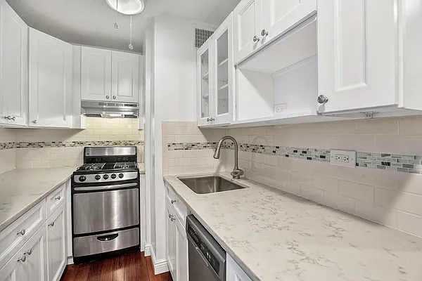 Sold by Douglas Elliman | media 4