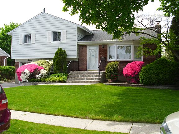 3rd image of 20 Monroe Ave