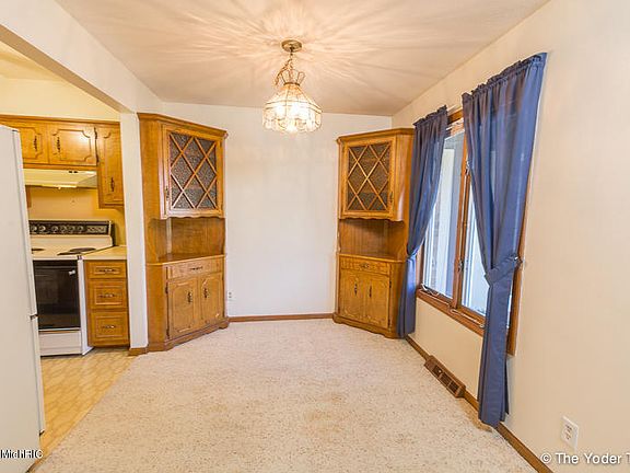 5th image of 2362 Radcliff Village Dr SE #27